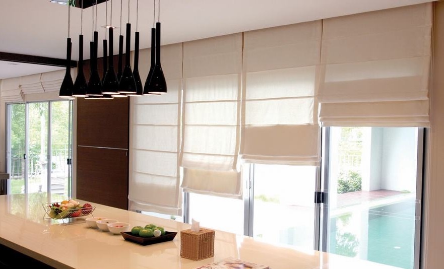 Roman Blind 2
