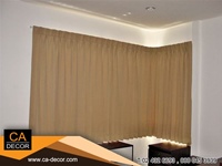 Curved pleat curtain